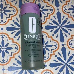 Clinique All About Clean Mild Liquid Facial Soap - Clear Size 6.7 FL.OZ.LIQ.